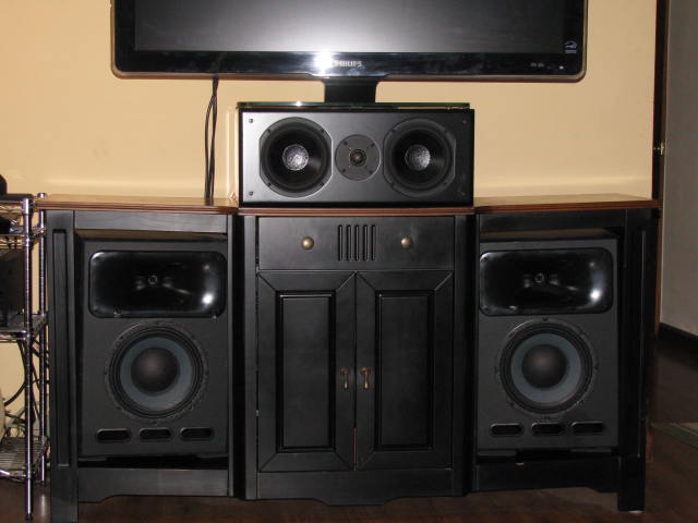 Fusion 10 Pures and Dayton Audio UA721 center.JPG